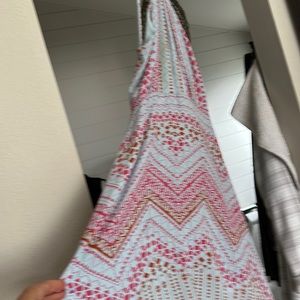 Stunning 🤩 open back dress.